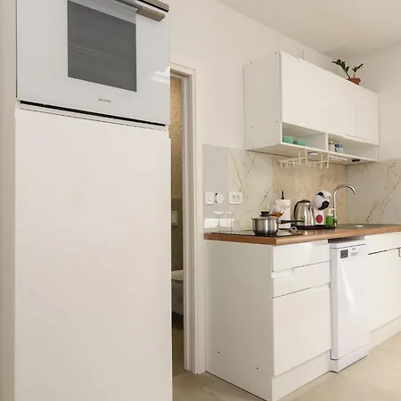 Yucca, 2-min To The And 5 To Apartamento Trogir